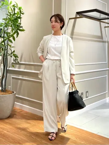 23区 伊藤 コーディネート画像