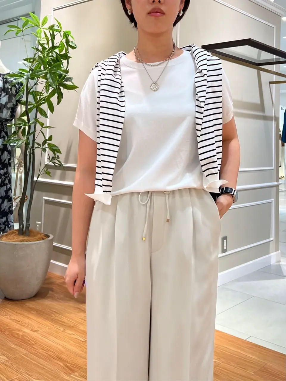 23区 伊藤 コーディネート画像