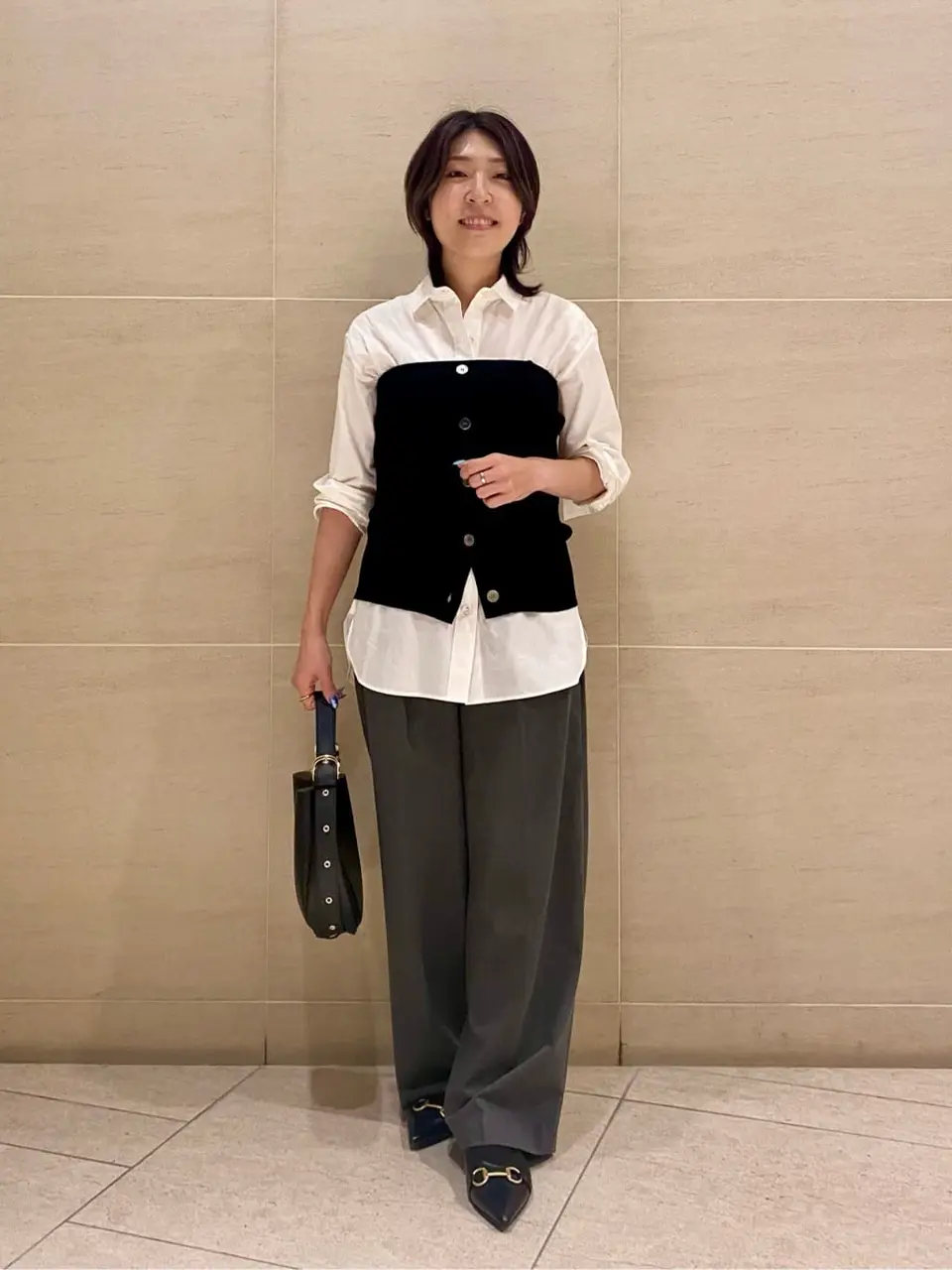  スタッフy コーディネート画像