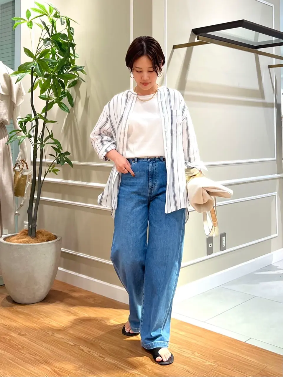 23区 伊藤 コーディネート画像