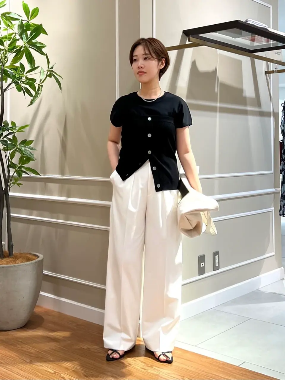 23区 伊藤 コーディネート画像