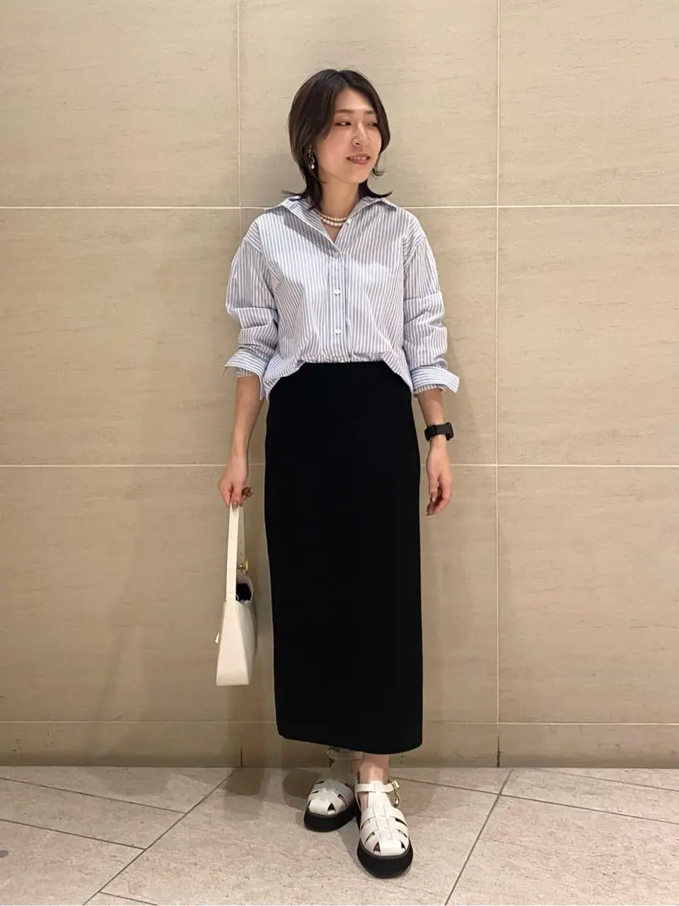  スタッフy コーディネート画像