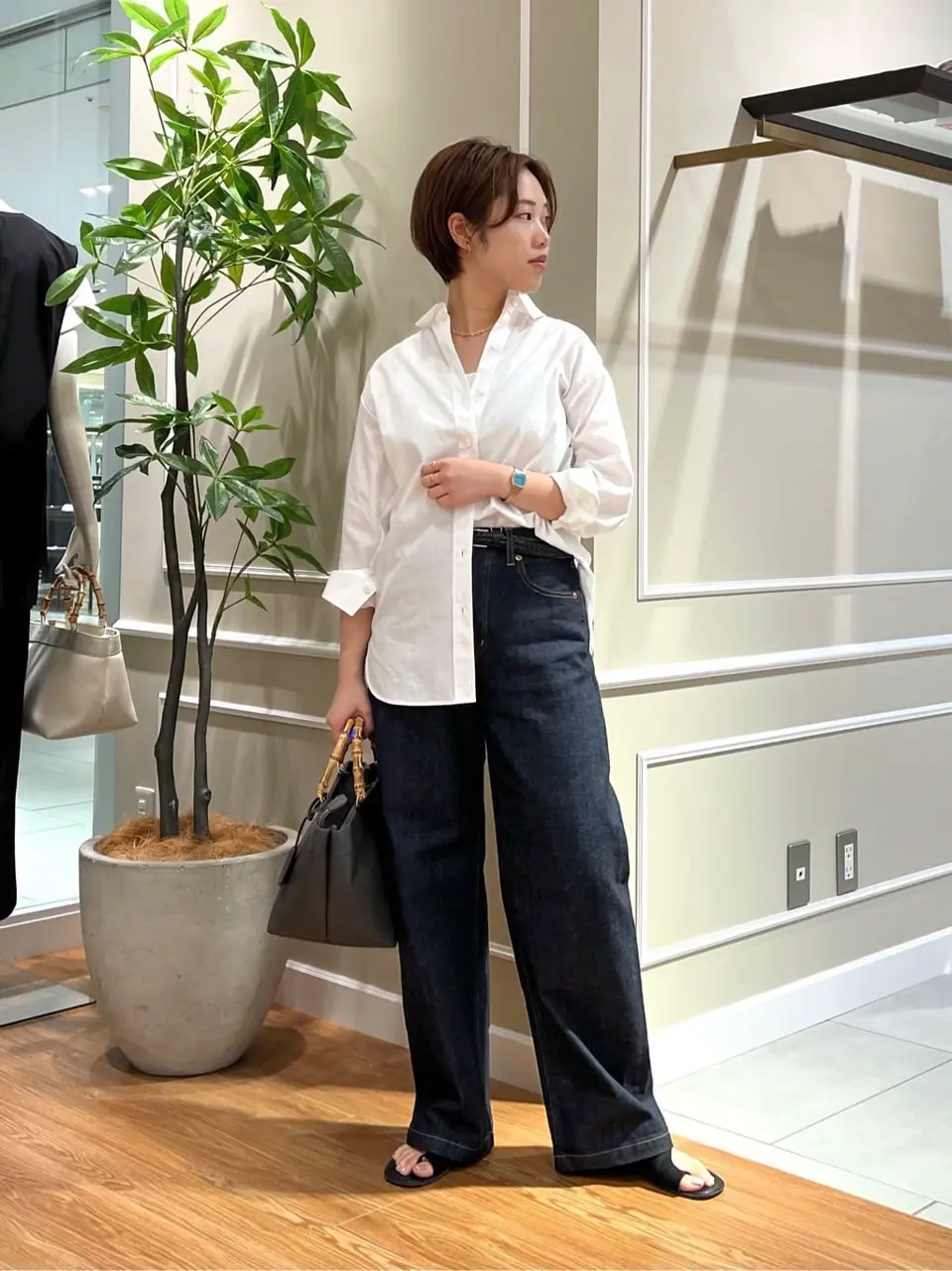 23区 伊藤 コーディネート画像