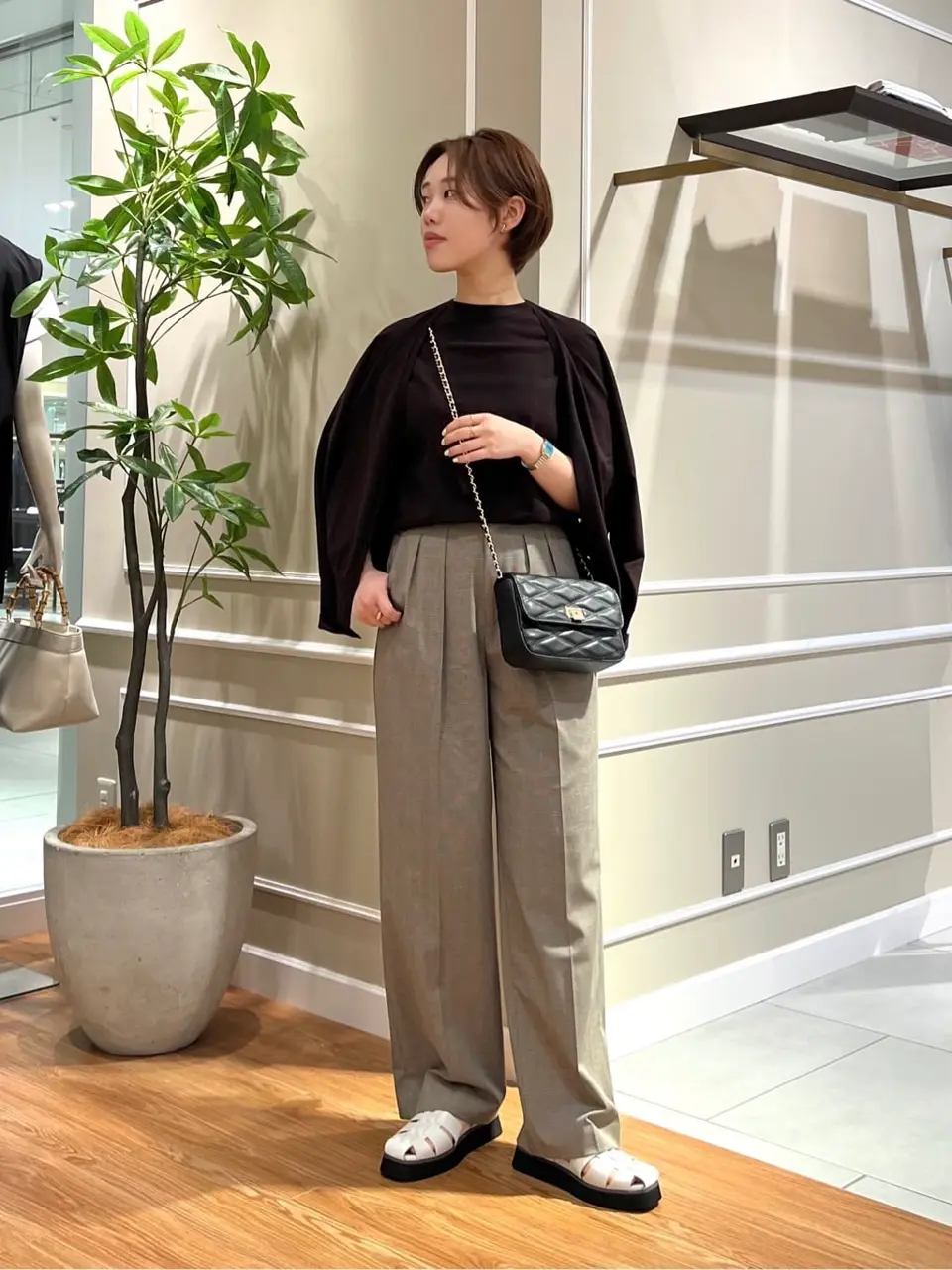 23区 伊藤 コーディネート画像