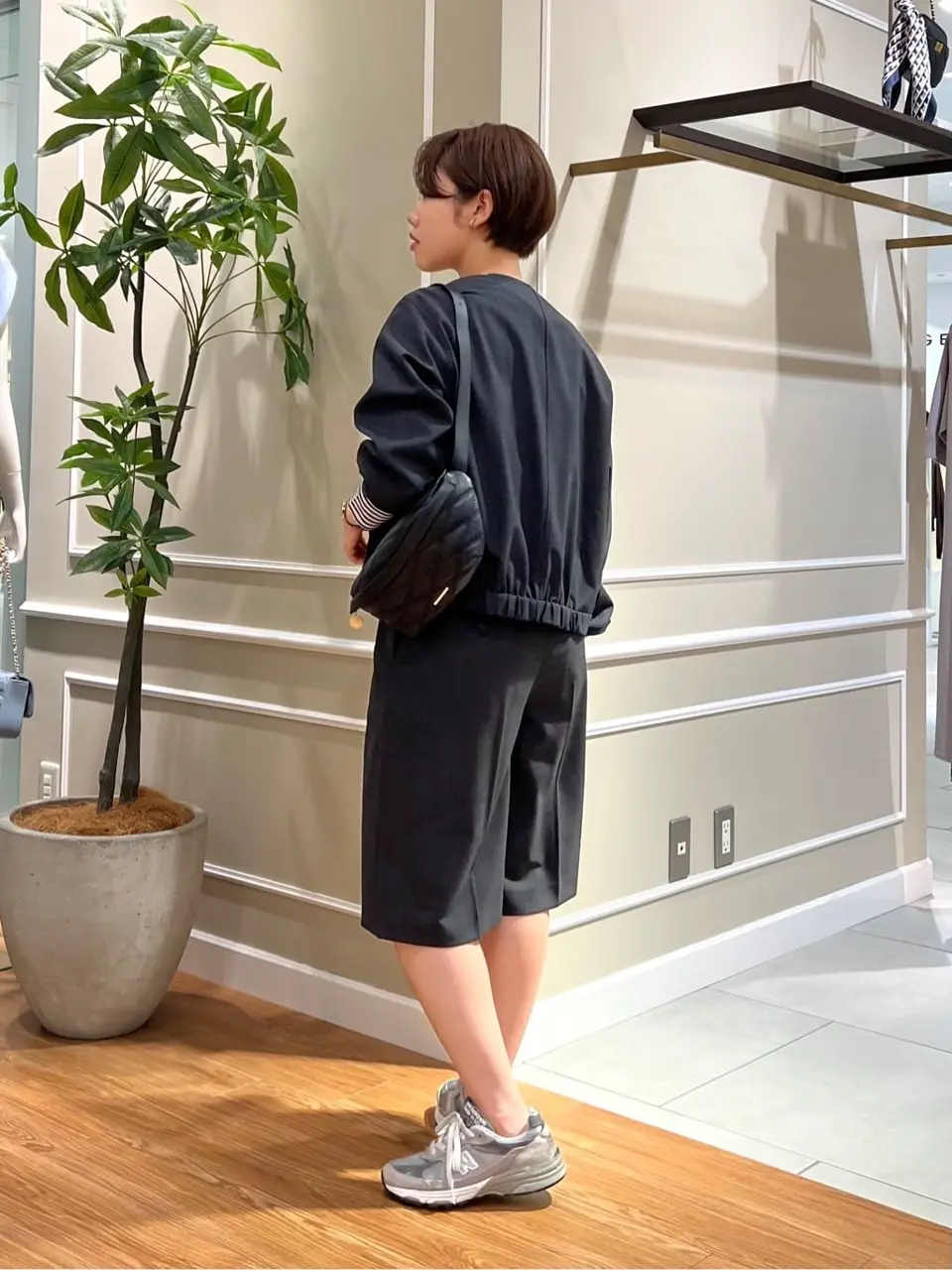 23区 伊藤 コーディネート画像