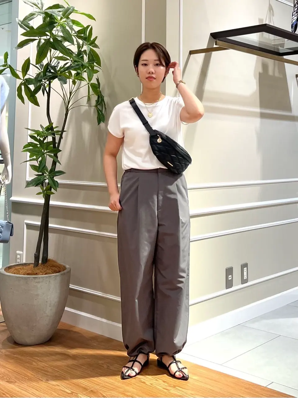 23区 伊藤 コーディネート画像