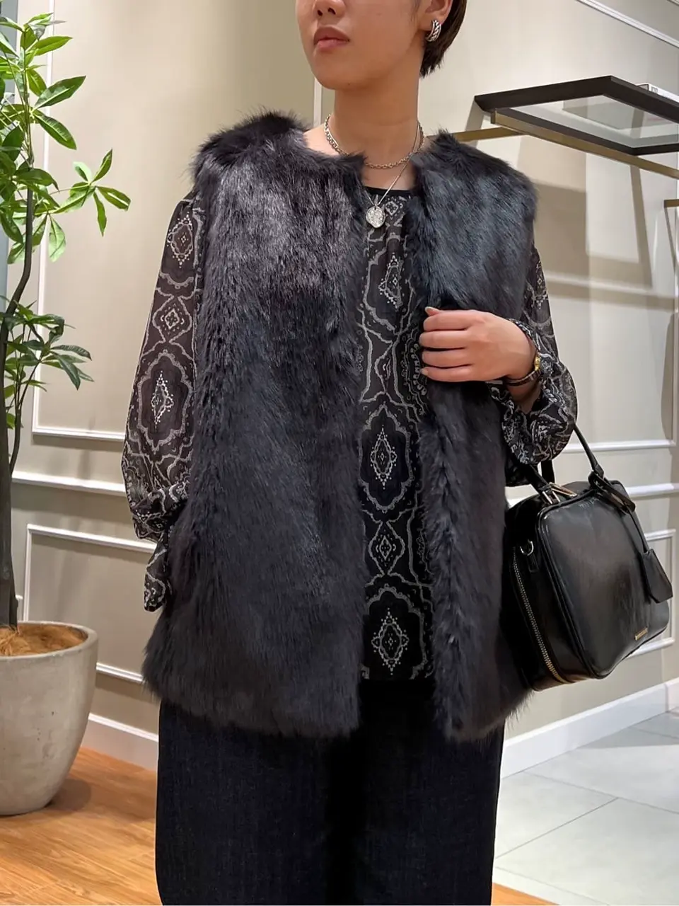 23区 伊藤 コーディネート画像