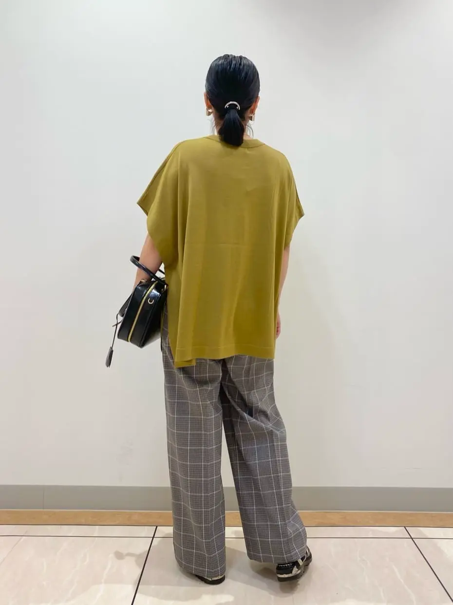 23区 岡本 コーディネート画像