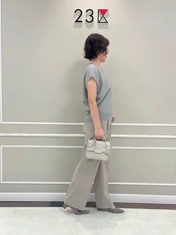 23区 助川 コーディネート画像