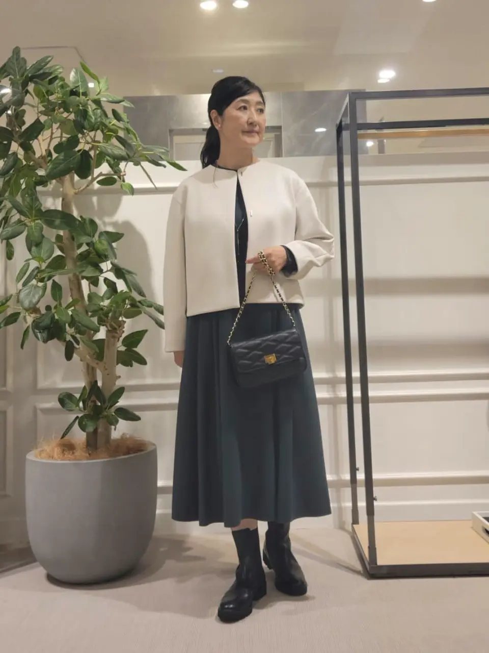  新保 コーディネート画像