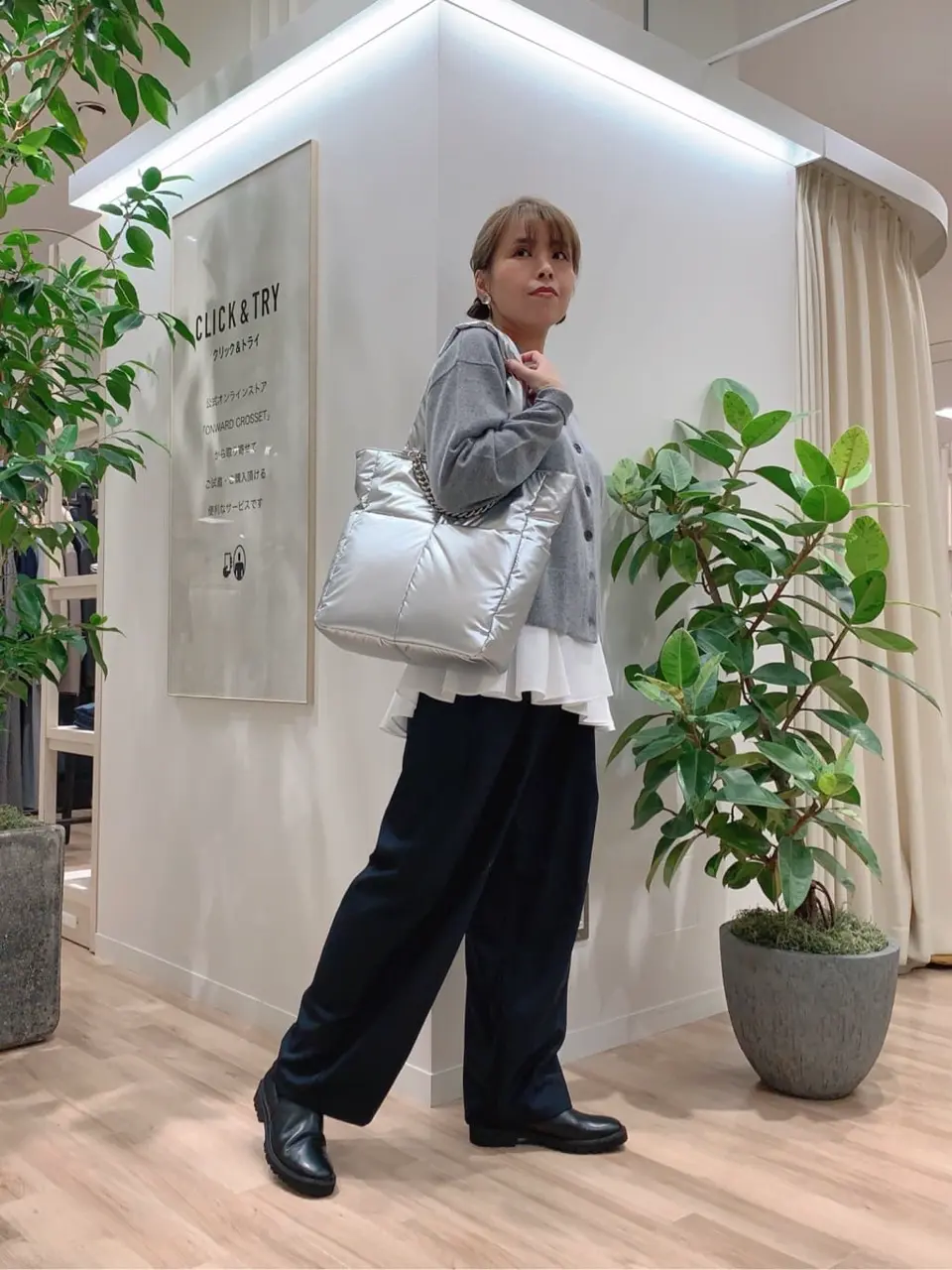 23区 犬塚 コーディネート画像