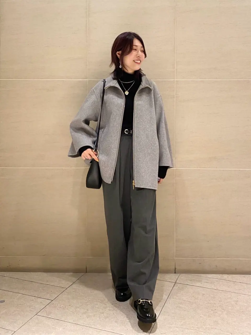  スタッフy コーディネート画像