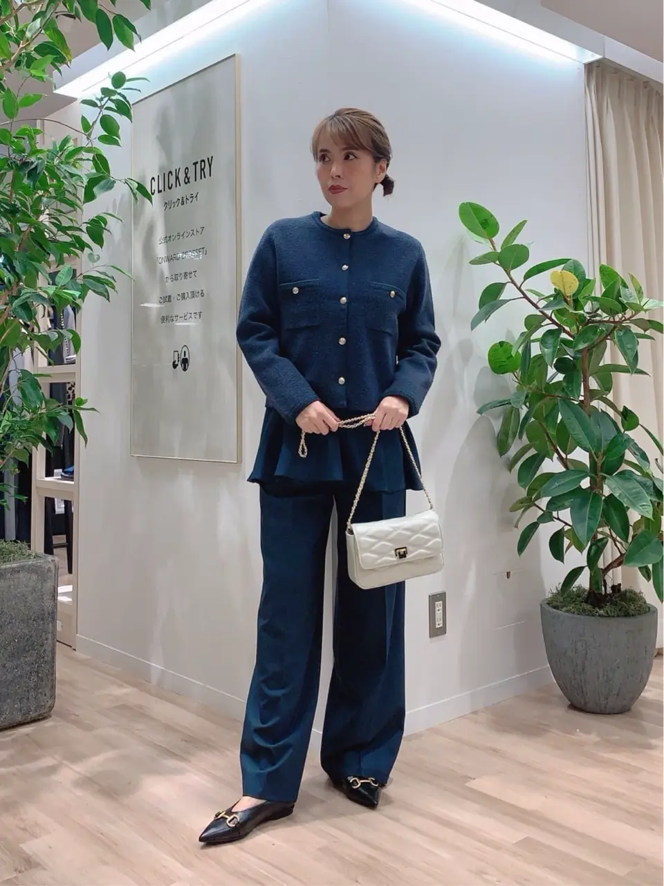 23区 犬塚 コーディネート画像