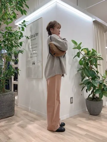 23区 犬塚 コーディネート画像