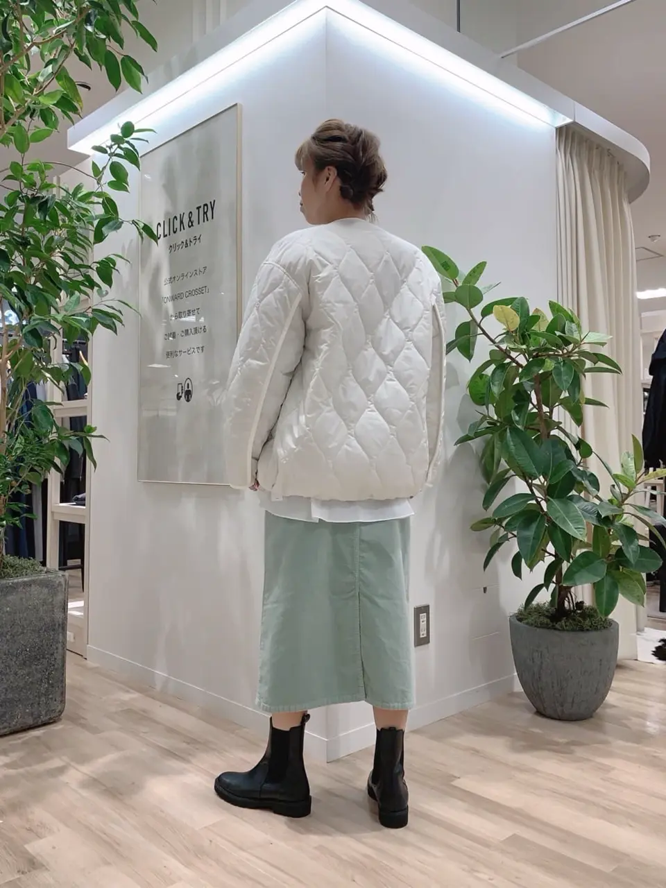 23区 犬塚 コーディネート画像