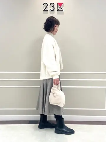 23区 助川 コーディネート画像