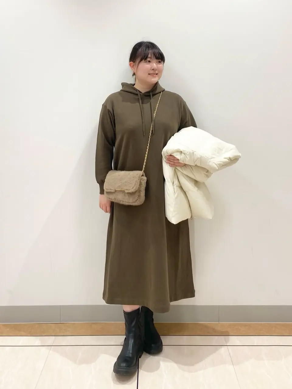 23区 藤原 コーディネート画像