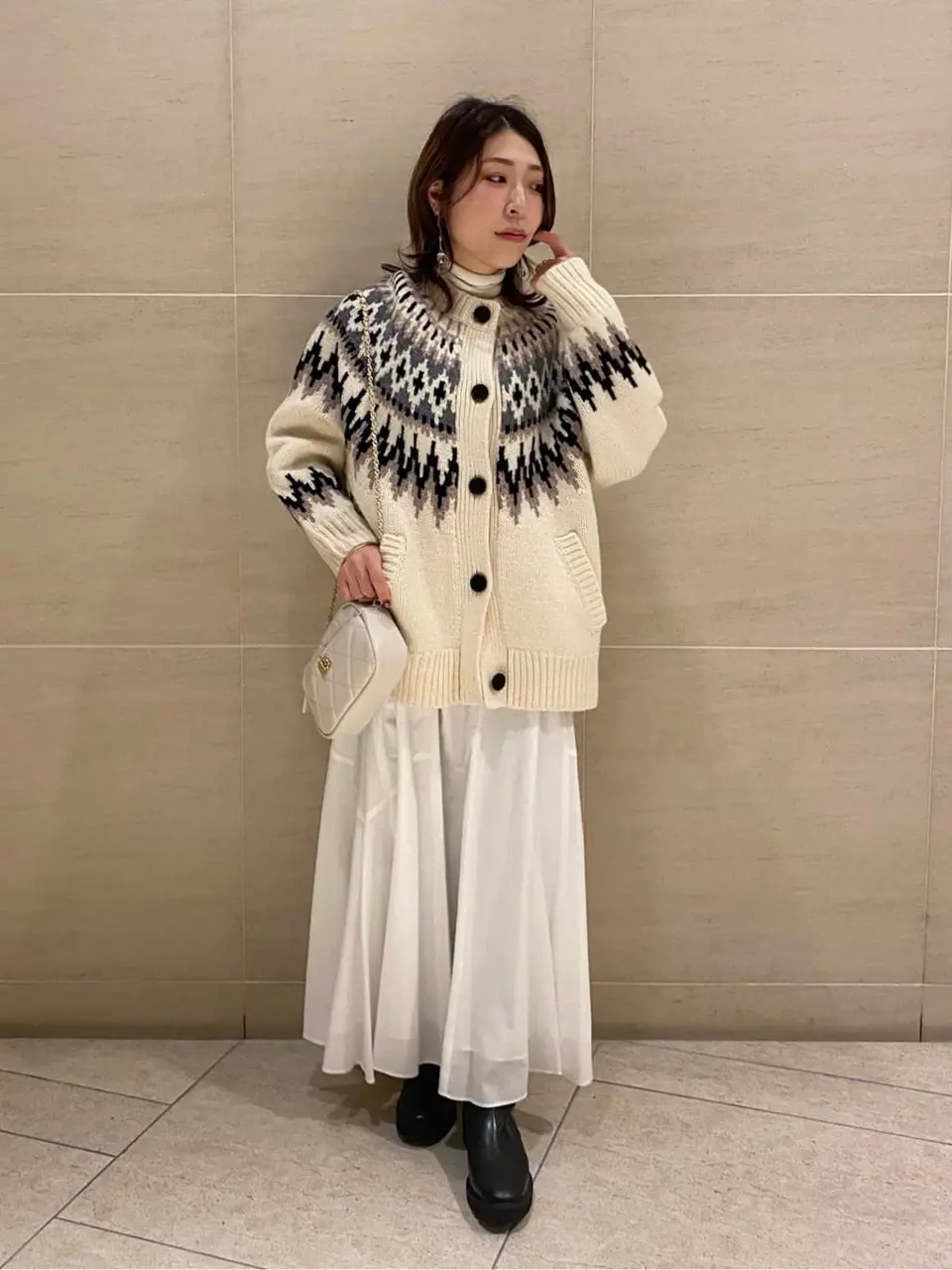  スタッフy コーディネート画像