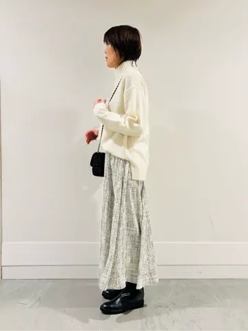 23区 スタッフ  コーディネート画像