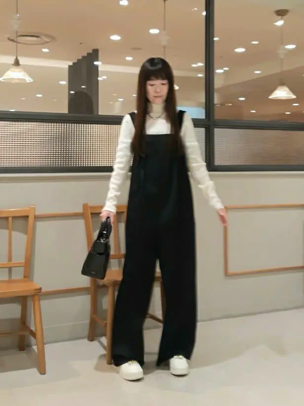 23区 鈴木 コーディネート画像