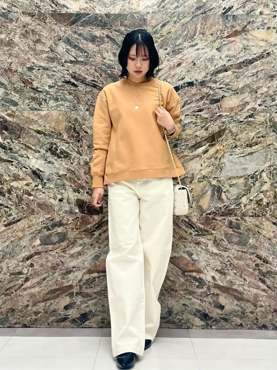 23区 吉野 コーディネート画像