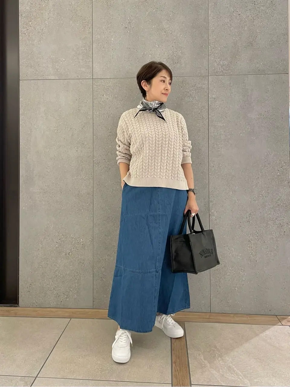  スタッフ コーディネート画像