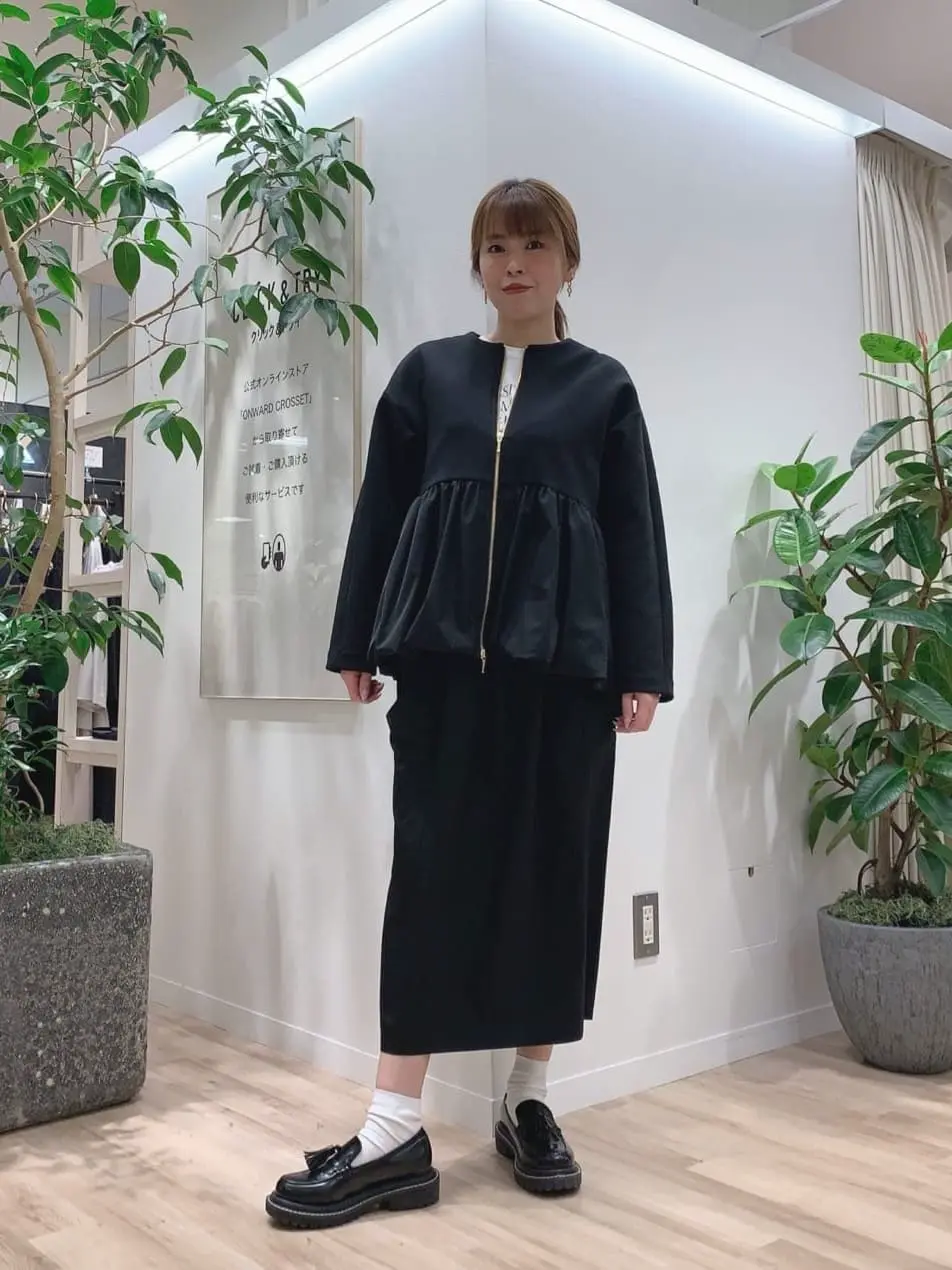 23区 犬塚 コーディネート画像