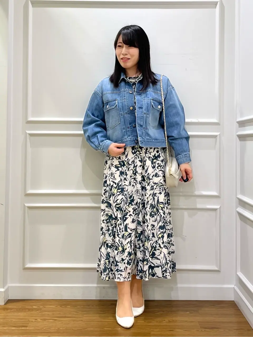  スタッフ コーディネート画像