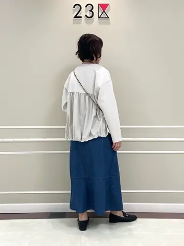 23区 助川 コーディネート画像