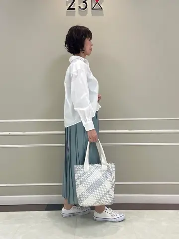 23区 助川 コーディネート画像