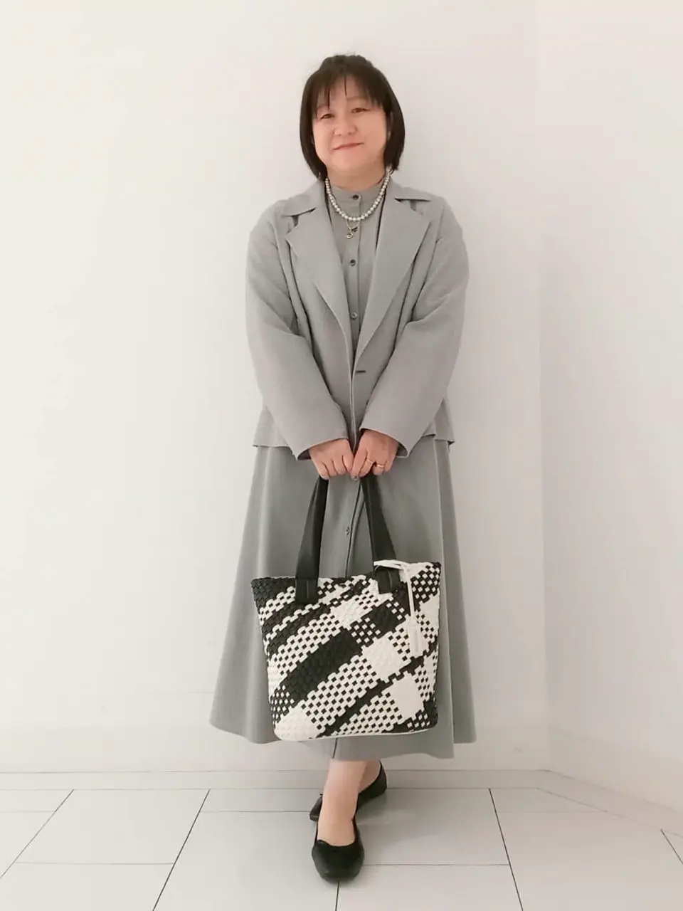  影 コーディネート画像