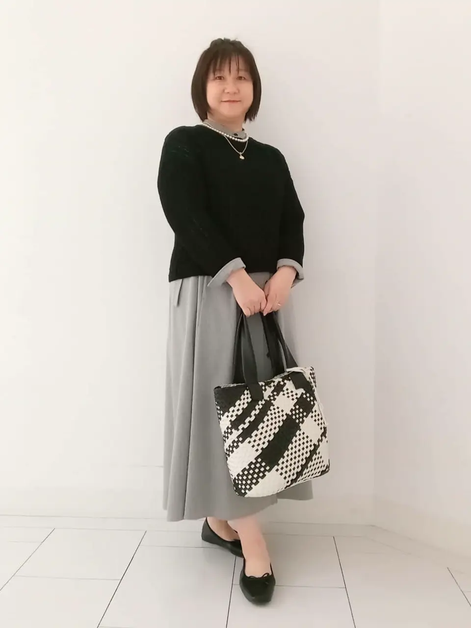  影 コーディネート画像