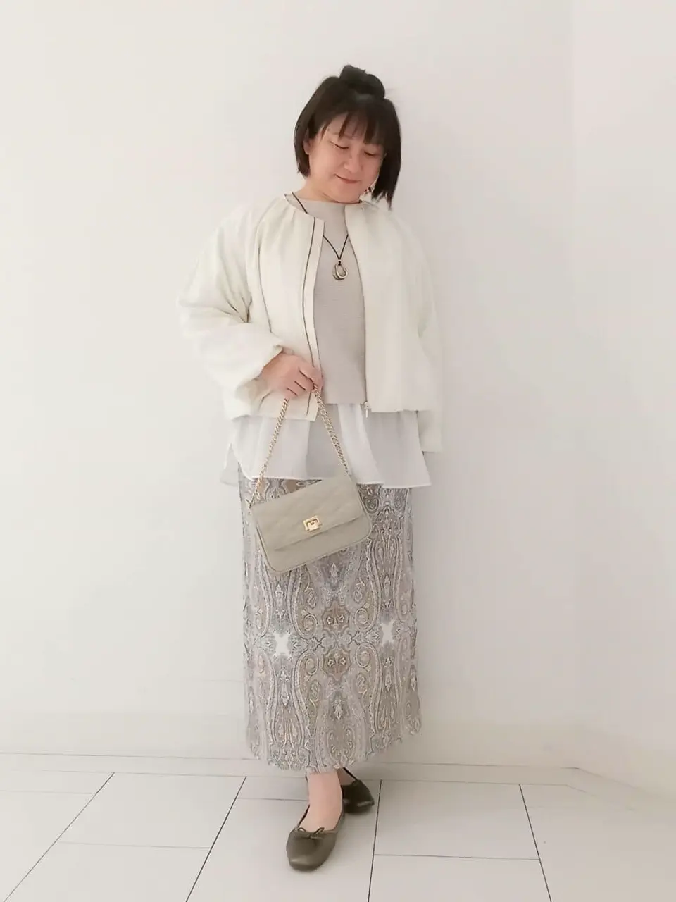  影 コーディネート画像