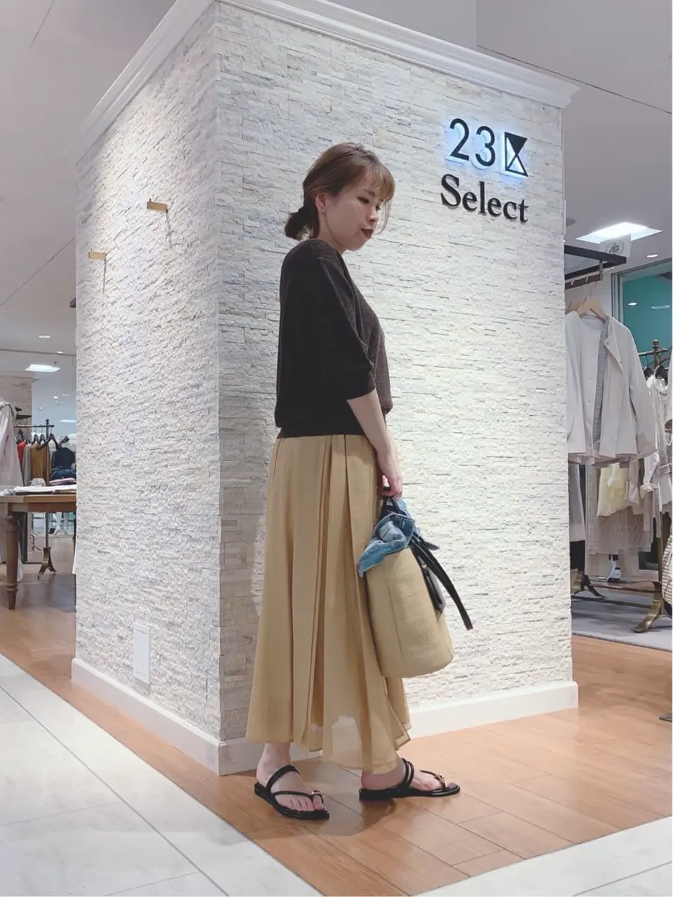 23区 犬塚 コーディネート画像