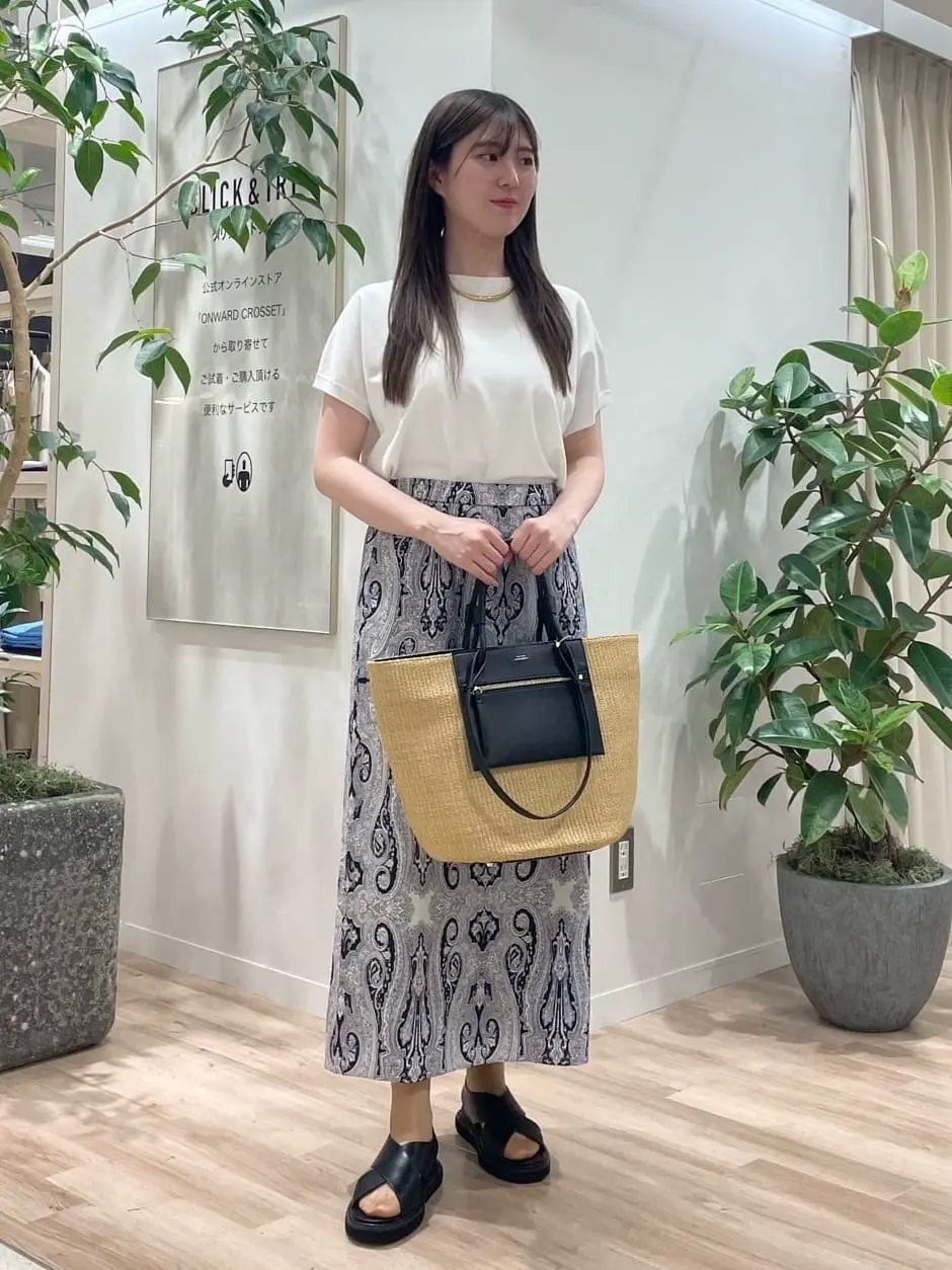 23区 タハラ コーディネート画像