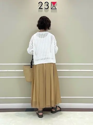 23区 助川 コーディネート画像