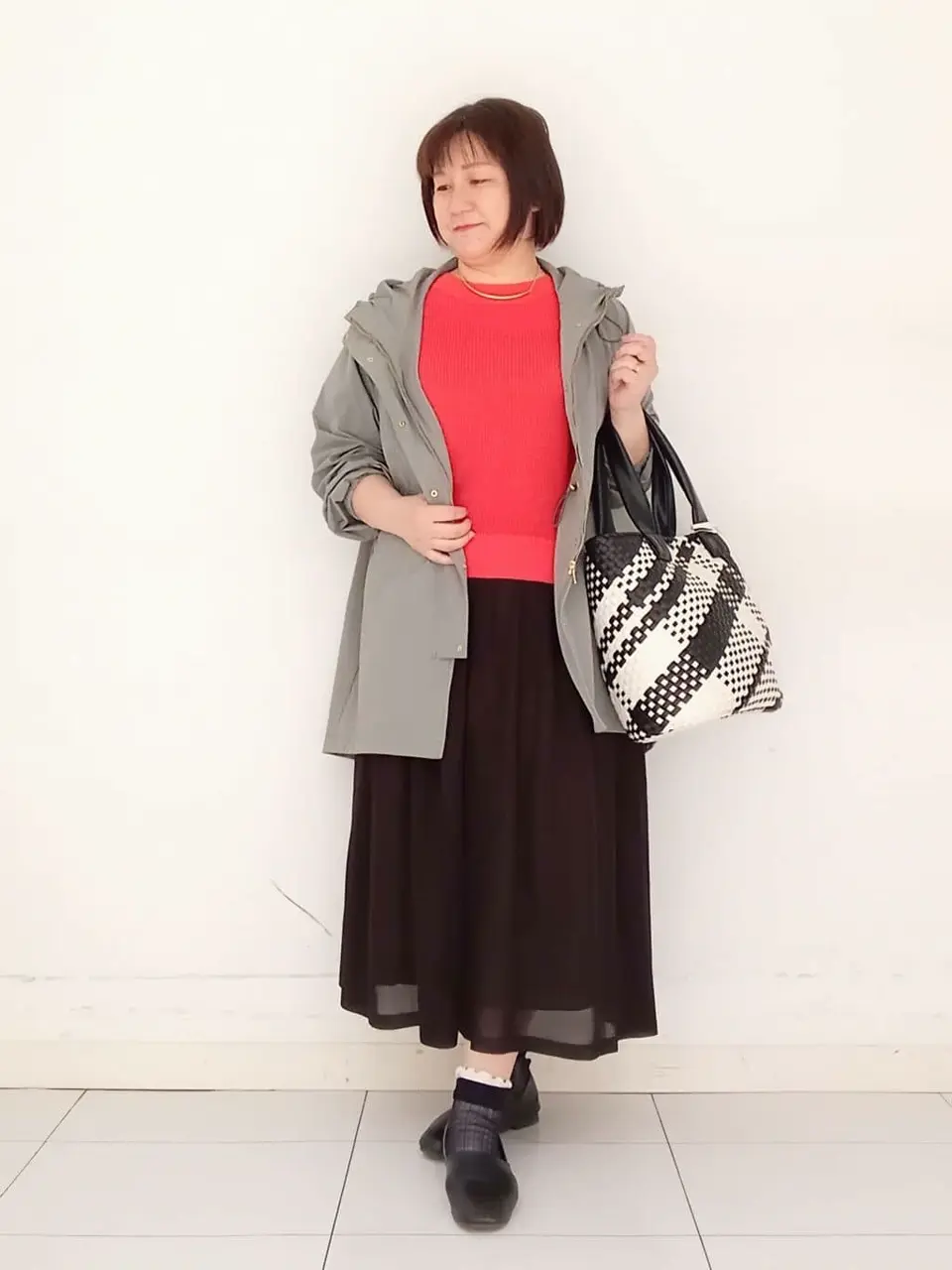  影 コーディネート画像