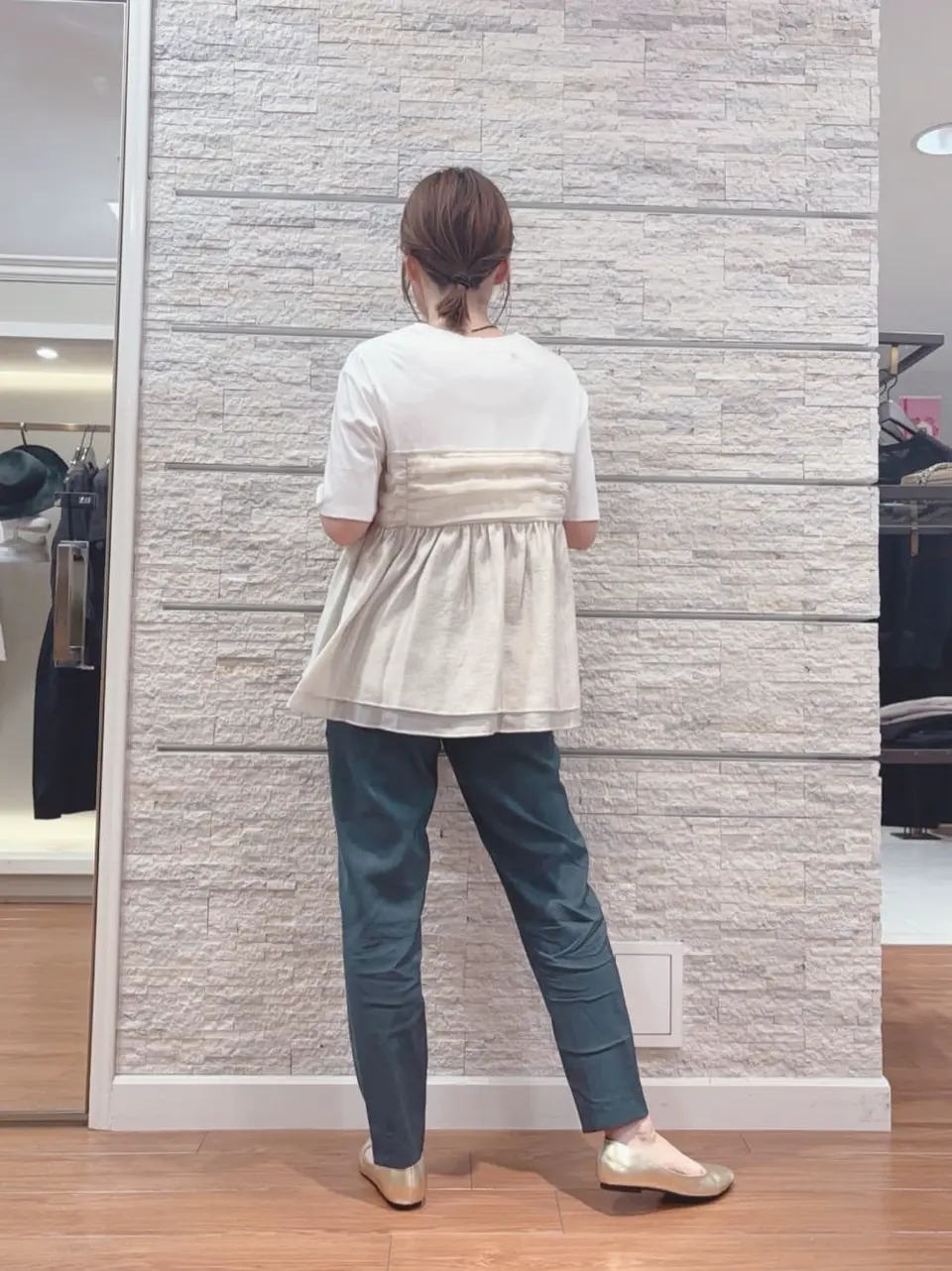 23区 犬塚 コーディネート画像