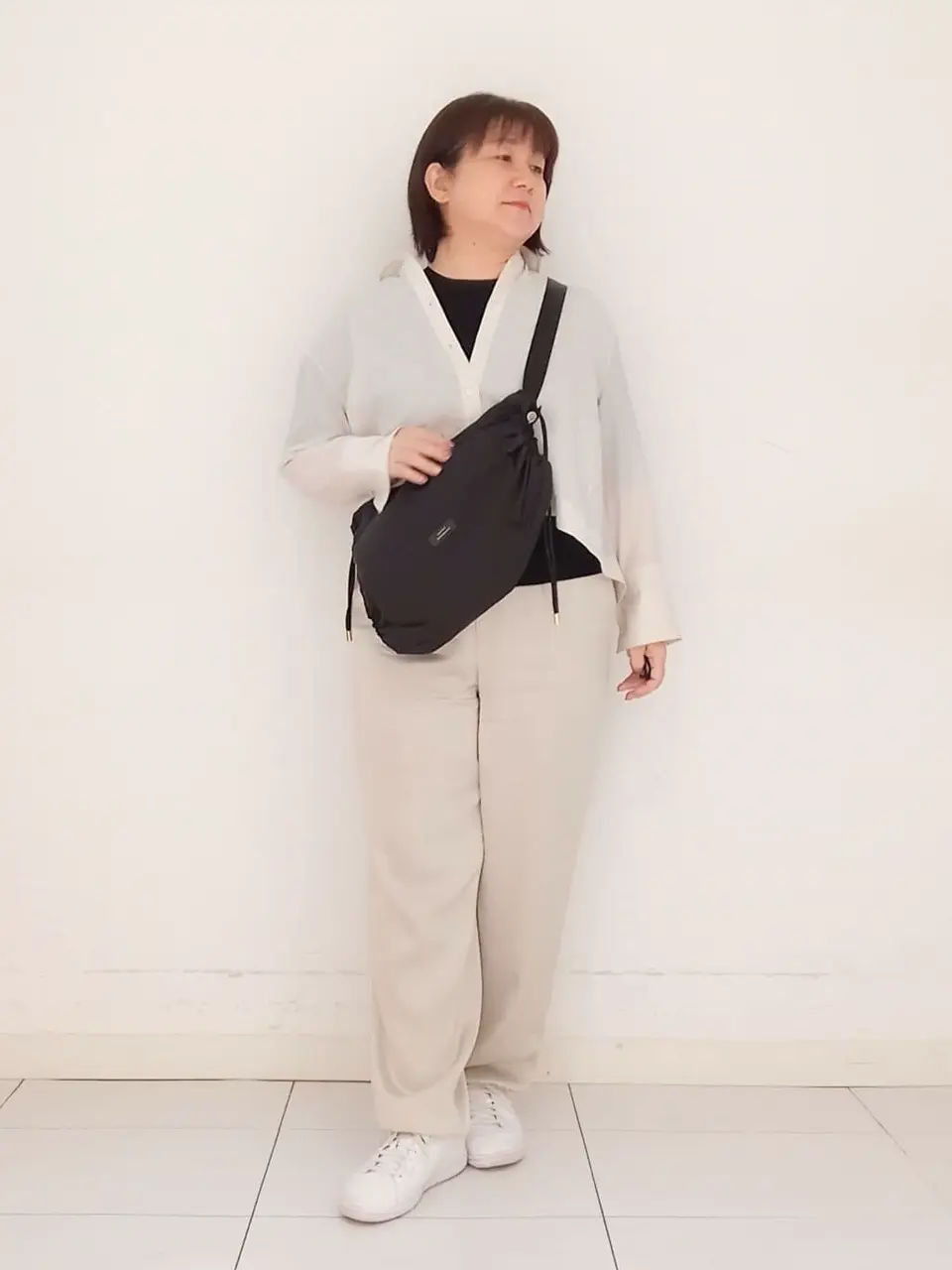  影 コーディネート画像