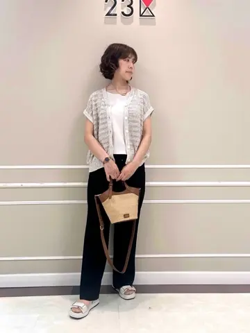 23区 助川 コーディネート画像