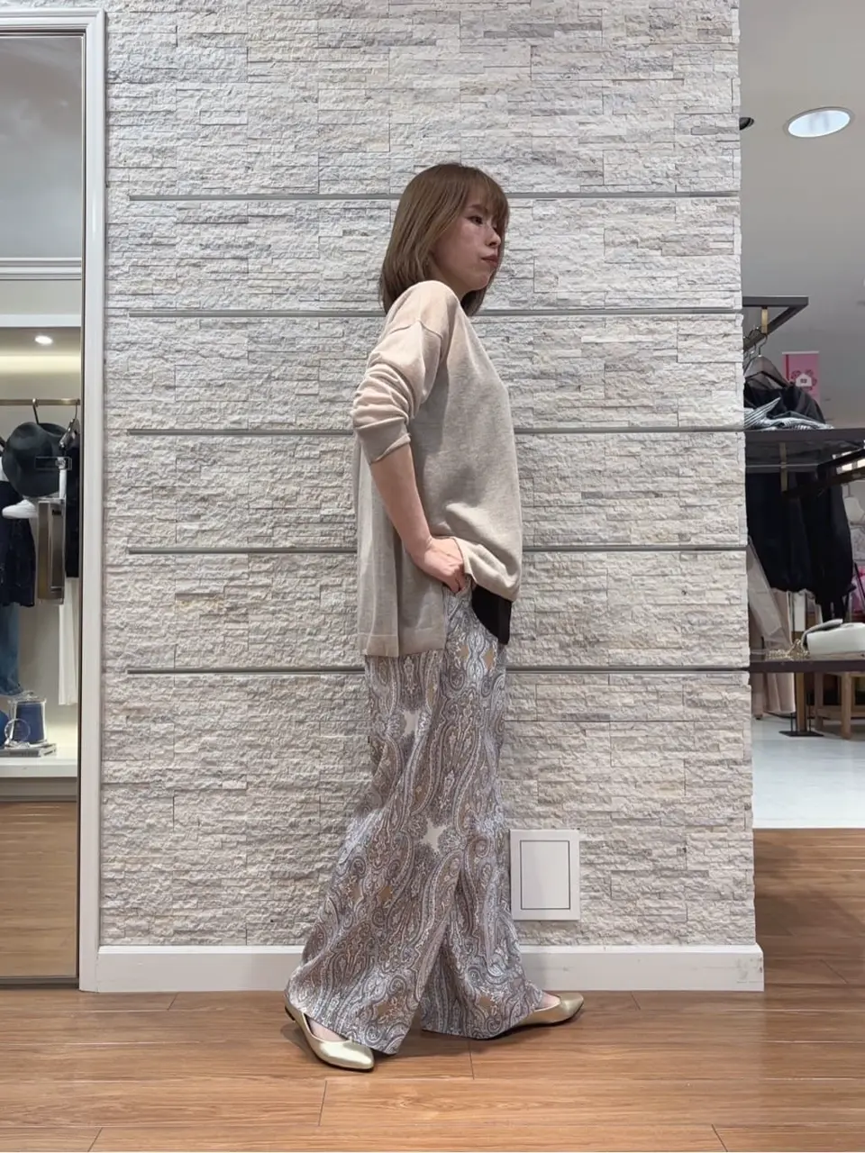 23区 犬塚 コーディネート画像