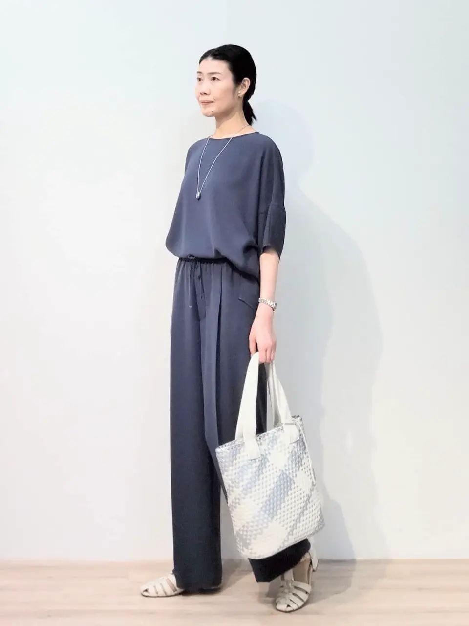 23区 虎走 コーディネート画像