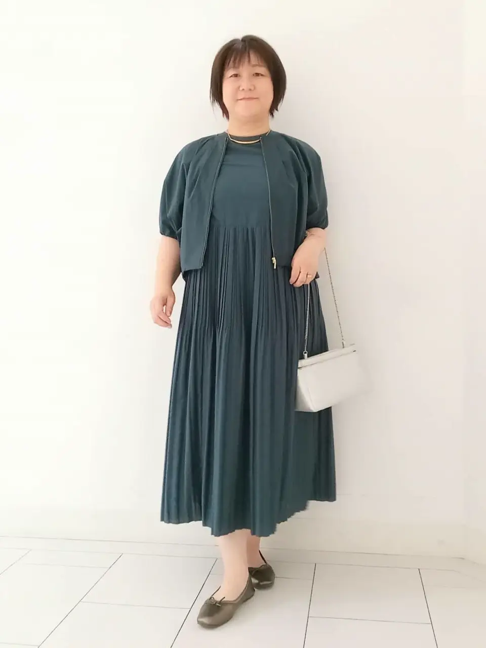  影 コーディネート画像