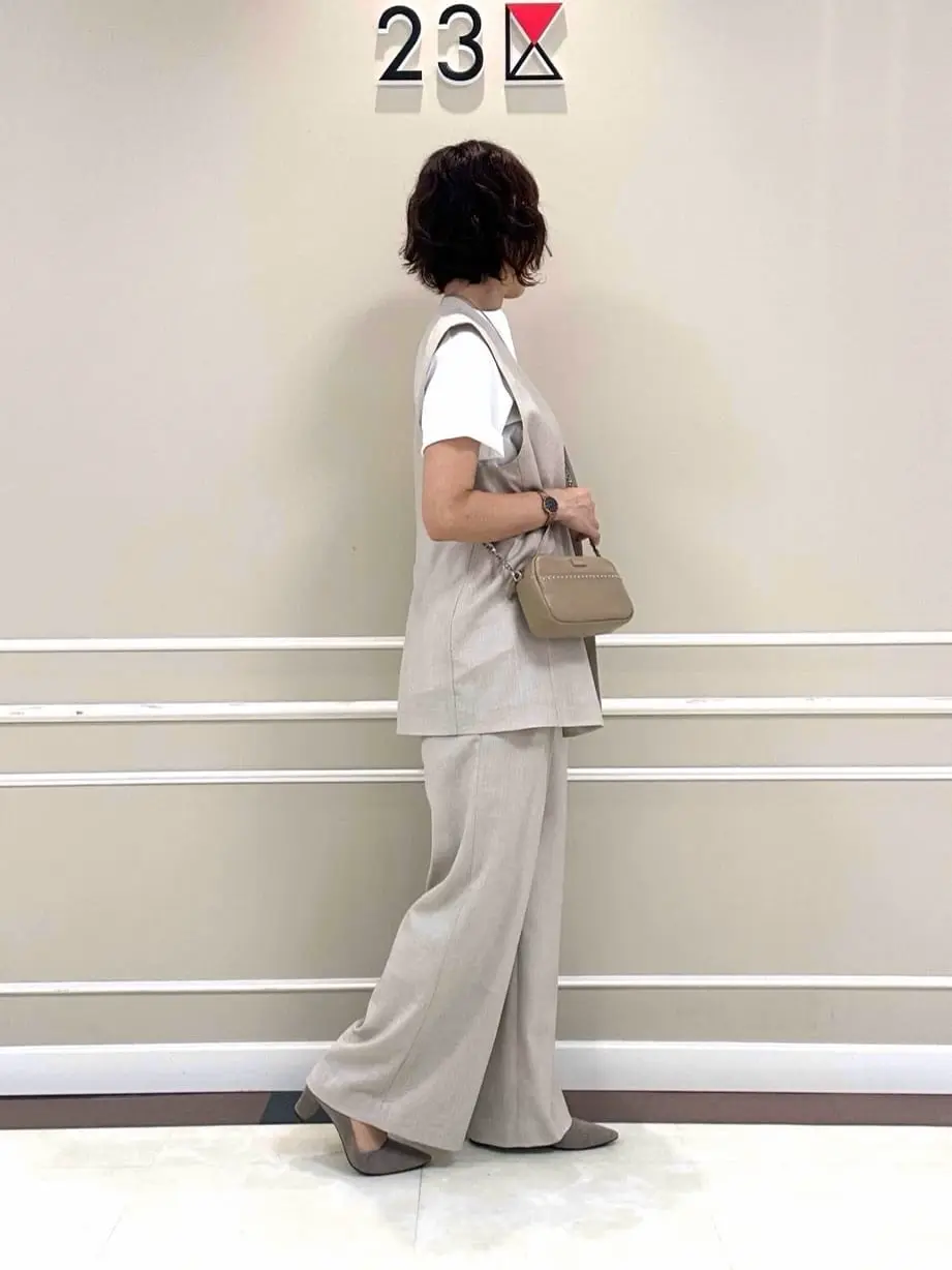 23区 助川 コーディネート画像