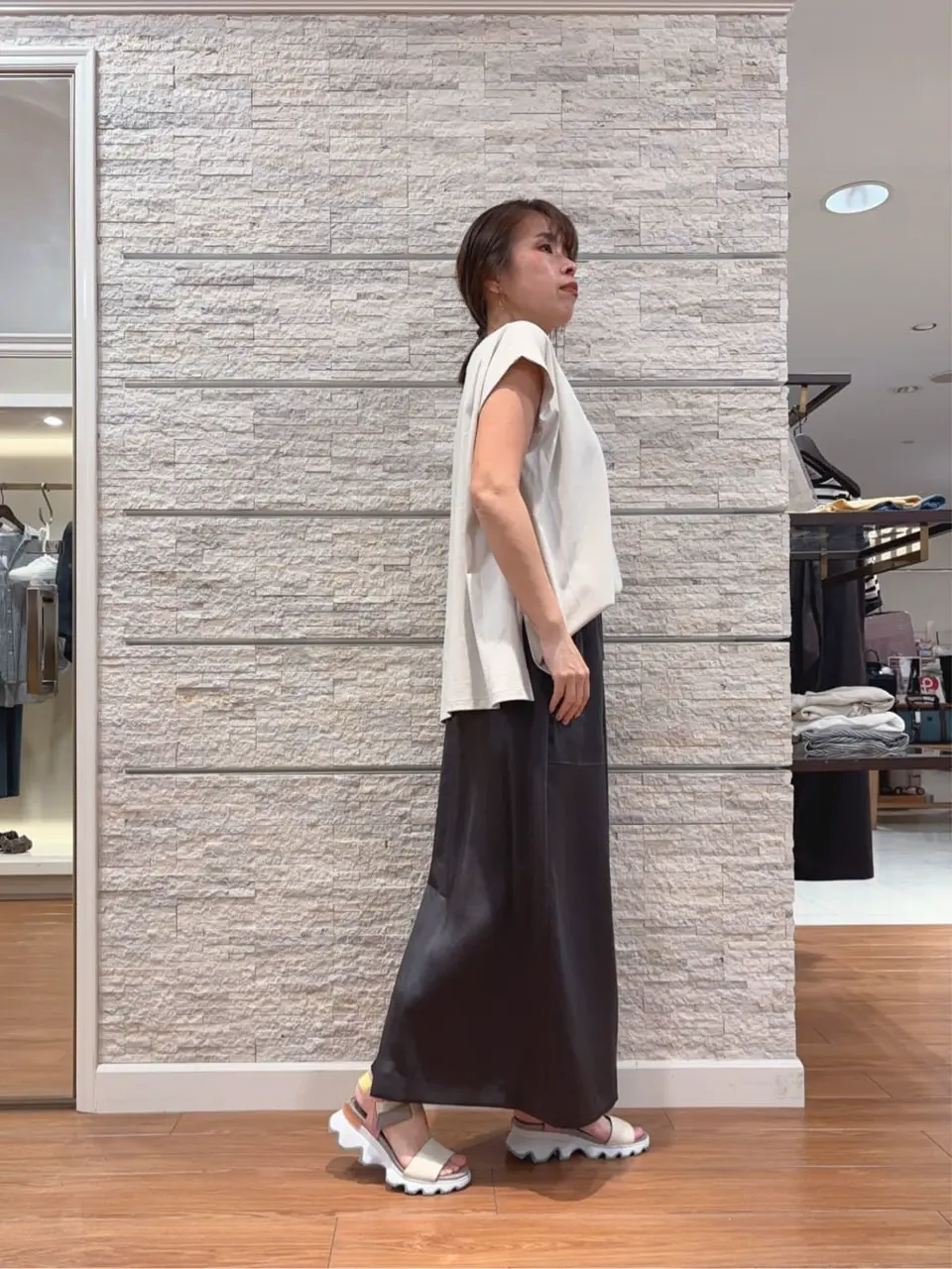 23区 犬塚 コーディネート画像