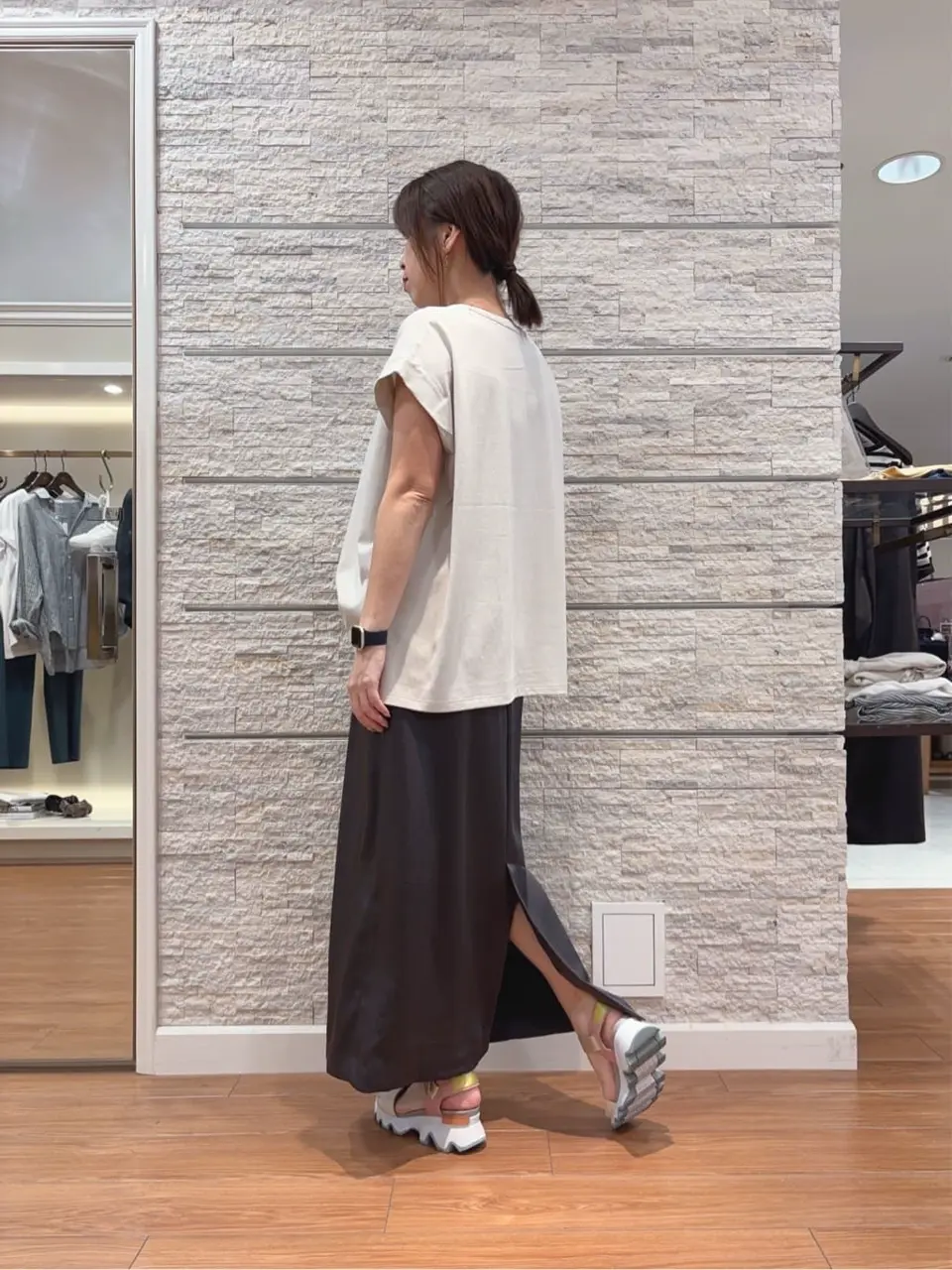 23区 犬塚 コーディネート画像