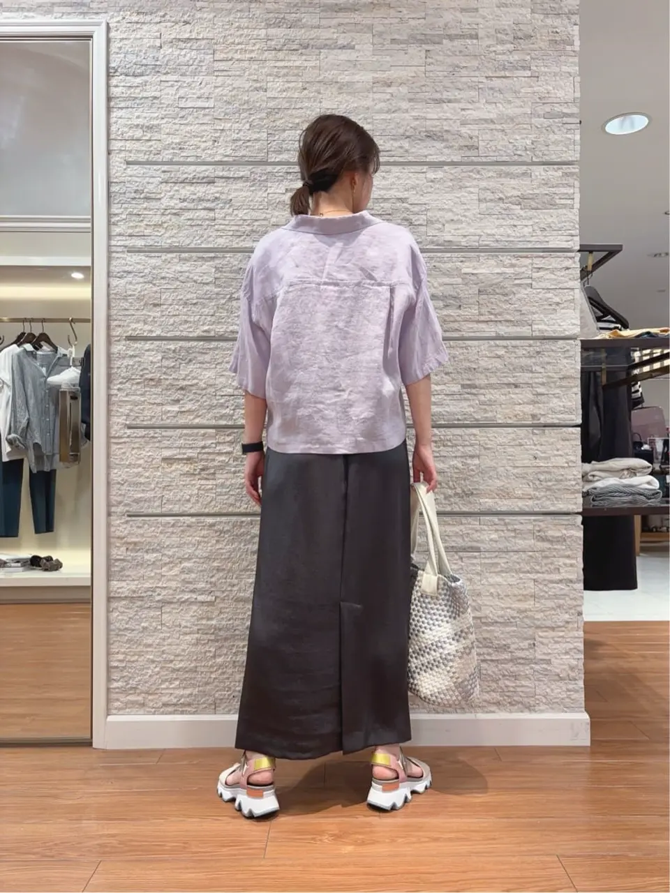 23区 犬塚 コーディネート画像