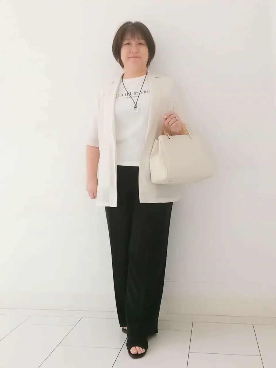  影 コーディネート画像