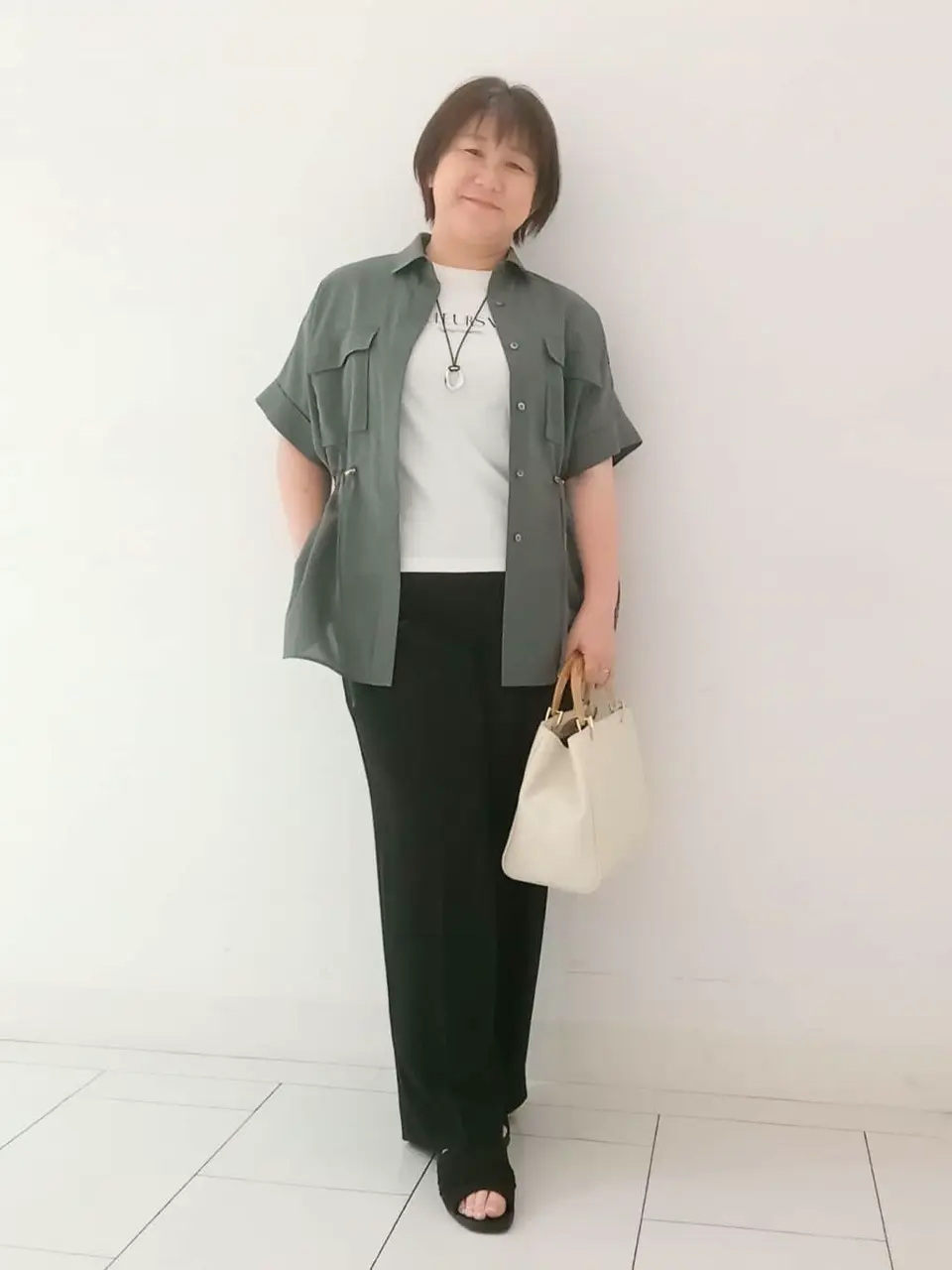  影 コーディネート画像