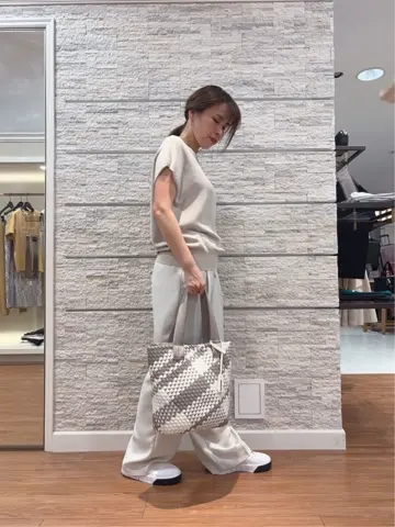 23区 犬塚 コーディネート画像